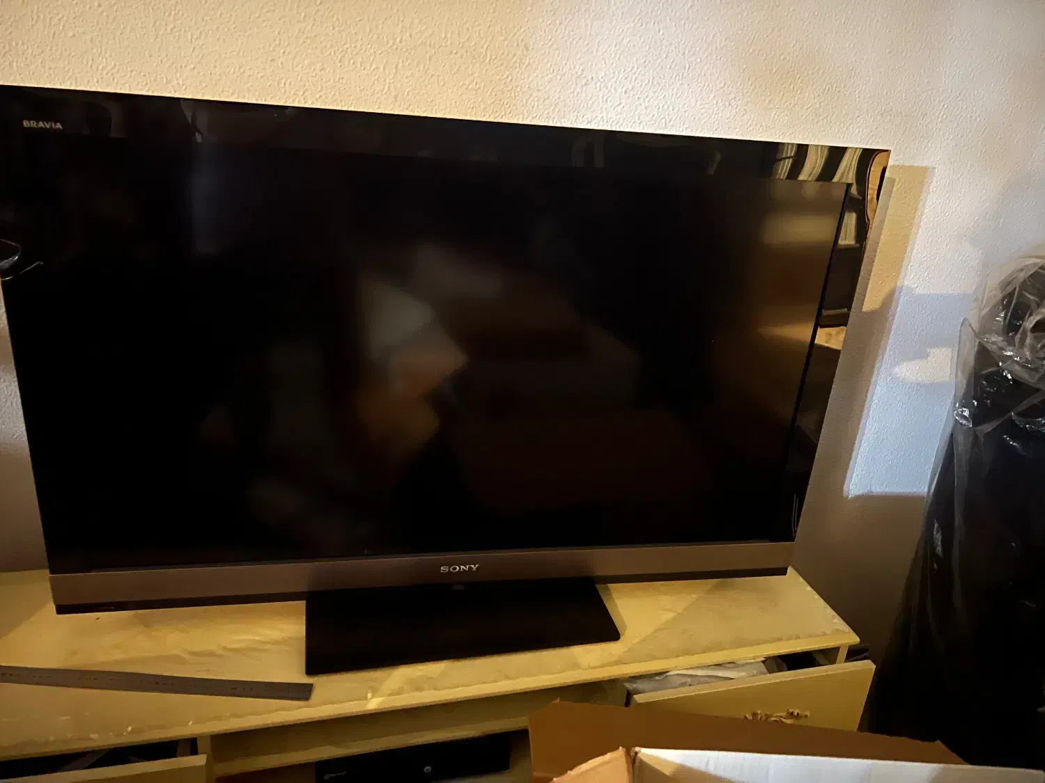 تلوزیون سونی سالم به شرط ۵۰ اینچ|تلویزیون و پروژکتور|چالوس, |دیوار