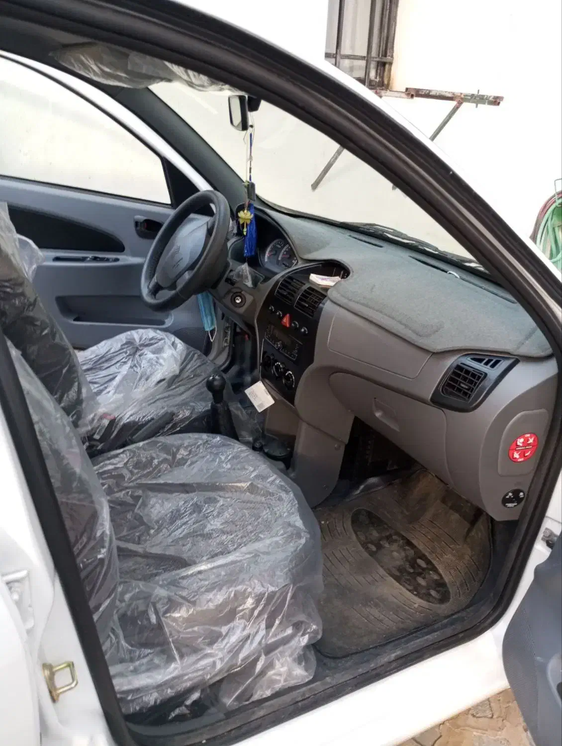 تیبا 2صفر 1401|خودرو سواری و وانت|طرقبه, |دیوار