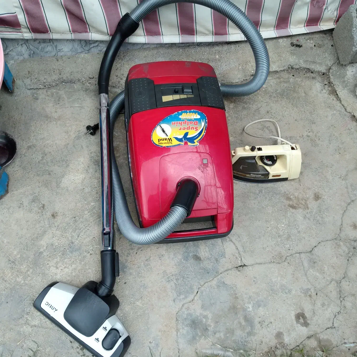 جاروبرقی|جاروبرقی، جارو شارژی، بخارشو|شلمان, |دیوار