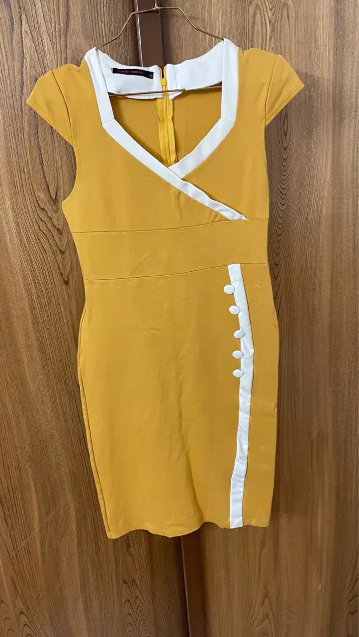 لباس دخترانه نو|لباس|یزد, |دیوار