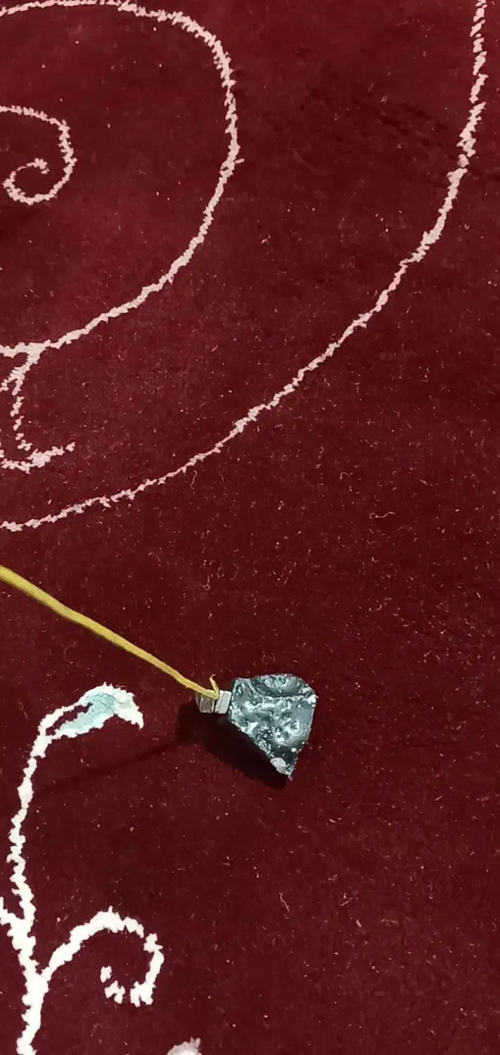 شهاب سنگ جذب آهن ربا قوی|جواهرات|الوند, |دیوار