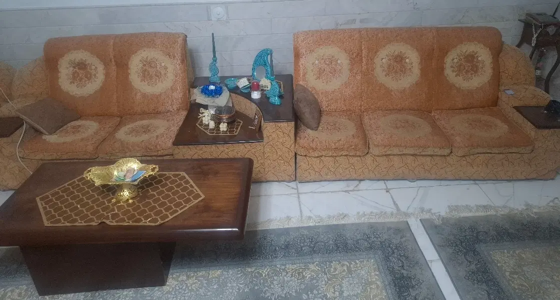 مبل راحتی|مبلمان خانگی و میز عسلی|قم, شهرک امام حسن|دیوار