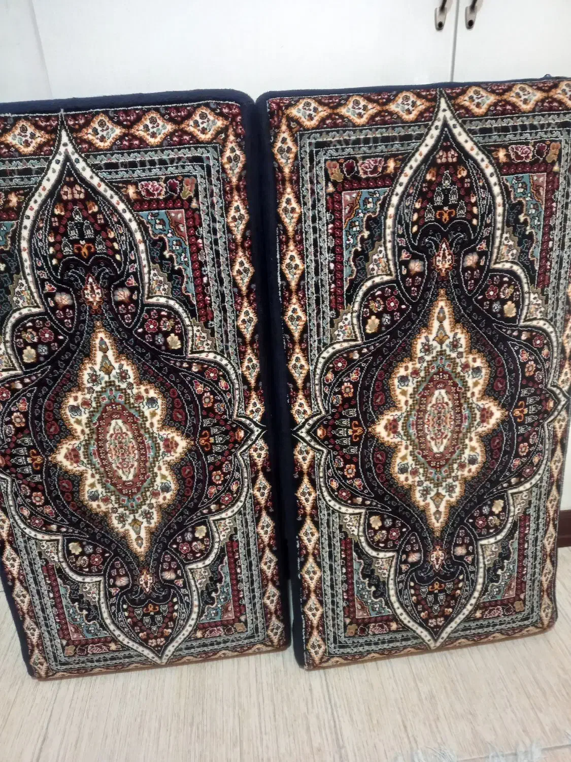 پشتی|پشتی|قیامدشت - خاورشهر, |دیوار