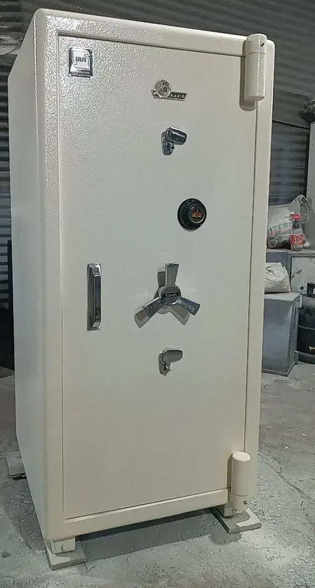 گاوصندوق ۱۵۰۰ درج ۶۷۰only call|فروشگاه و مغازه|رشت, انصاری|دیوار