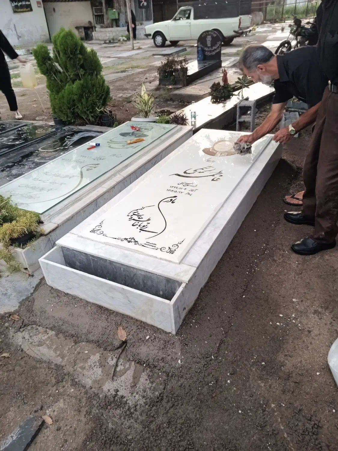 فروش انواع سنگ مزار ایرانی و خارجی|خدمات پیشه و مهارت|رشت, تازه آباد|دیوار