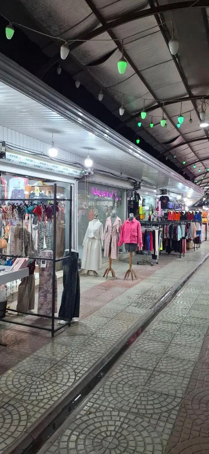 مغازه ۱۵ متری دوکله در بازار ترکمن (ملامجدین)|فروش مغازه و غرفه|ساری, |دیوار