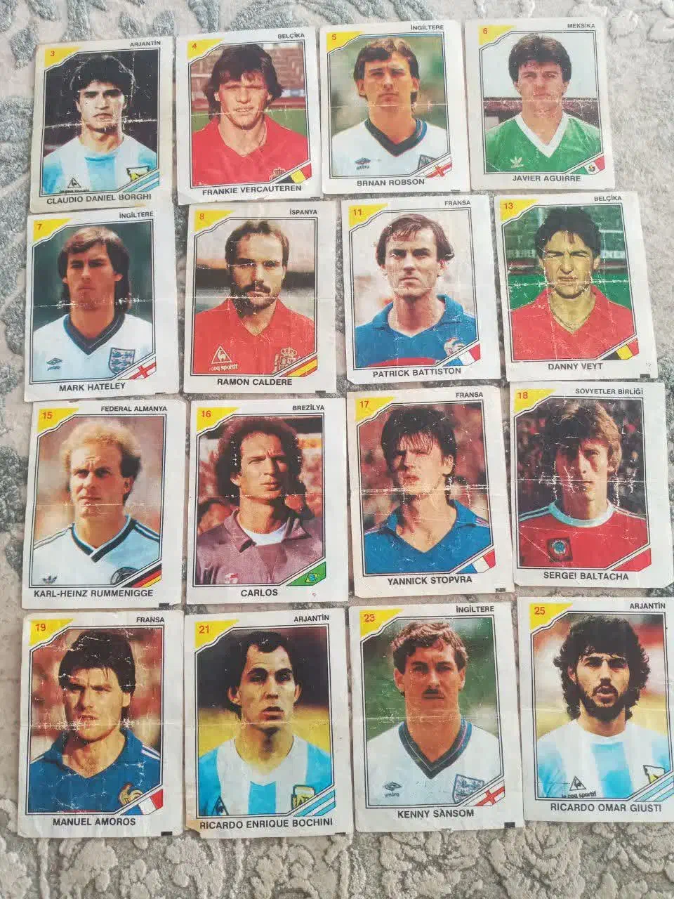 فروش انواع عکسهای آدامسی و کارتی دهه ۶۰ و۷۰|کلکسیون اشیاء عتیقه|خرم‌آباد, |دیوار