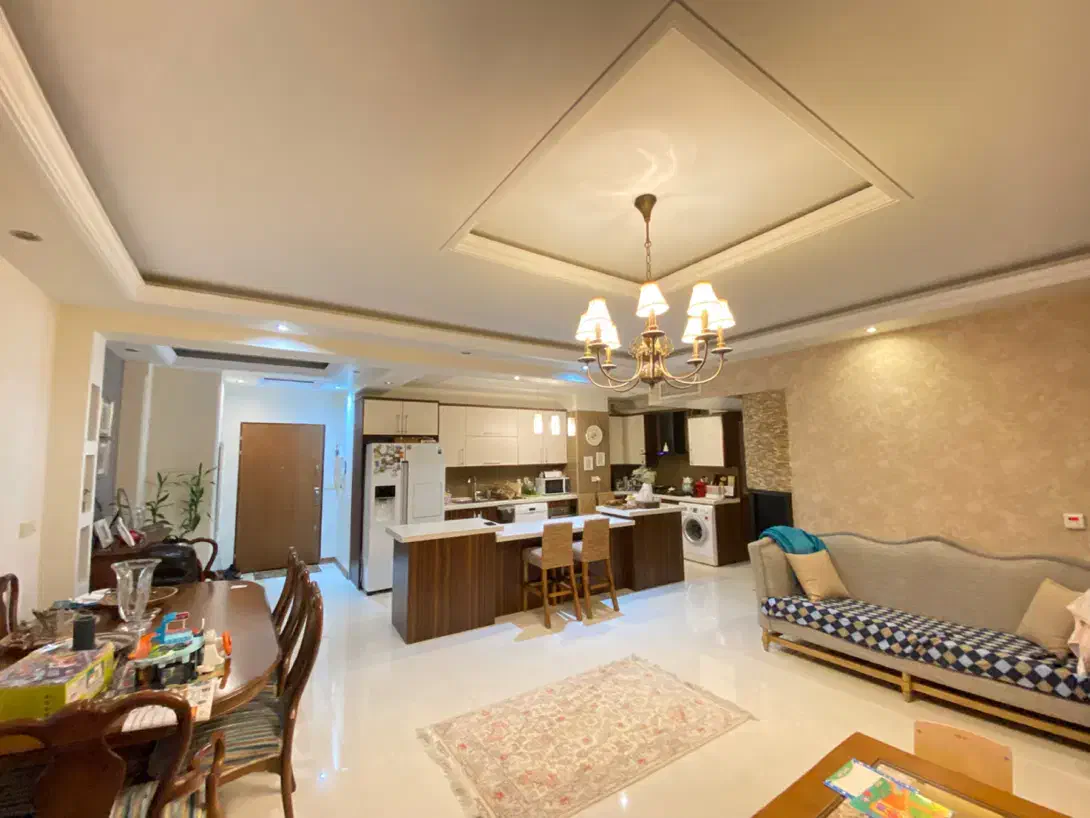 ۱۰۰ متر ۲ خواب روبه نور ۱۱ ساله|فروش آپارتمان|تهران, سعادتآباد|دیوار