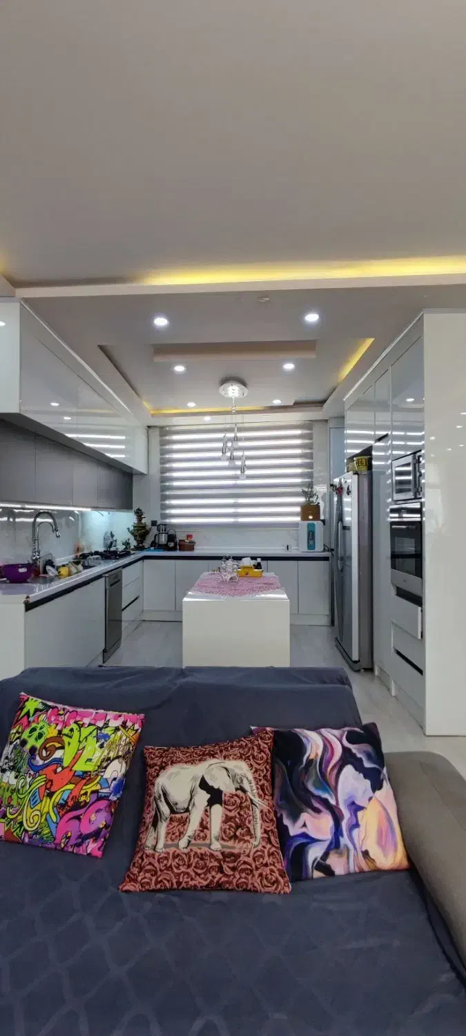 واحد ۱۲۰ متری/خوش قیمت - شیخ مفید|فروش آپارتمان|اصفهان, فیض|دیوار