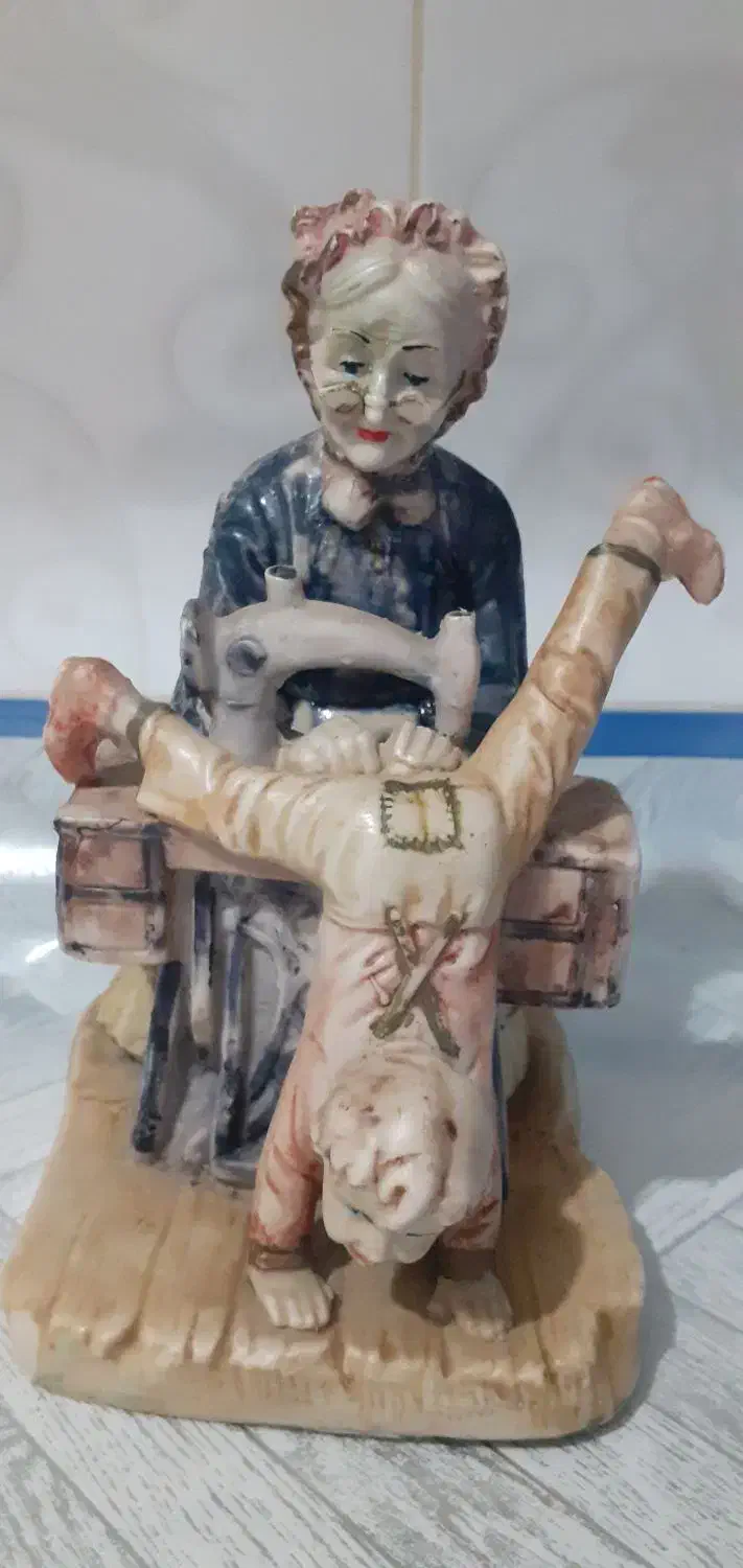 مجسمه مادربزرگ خیاط در آزادشهر|صنایع دستی و سایر لوازم تزئینی|آزادشهر, |دیوار