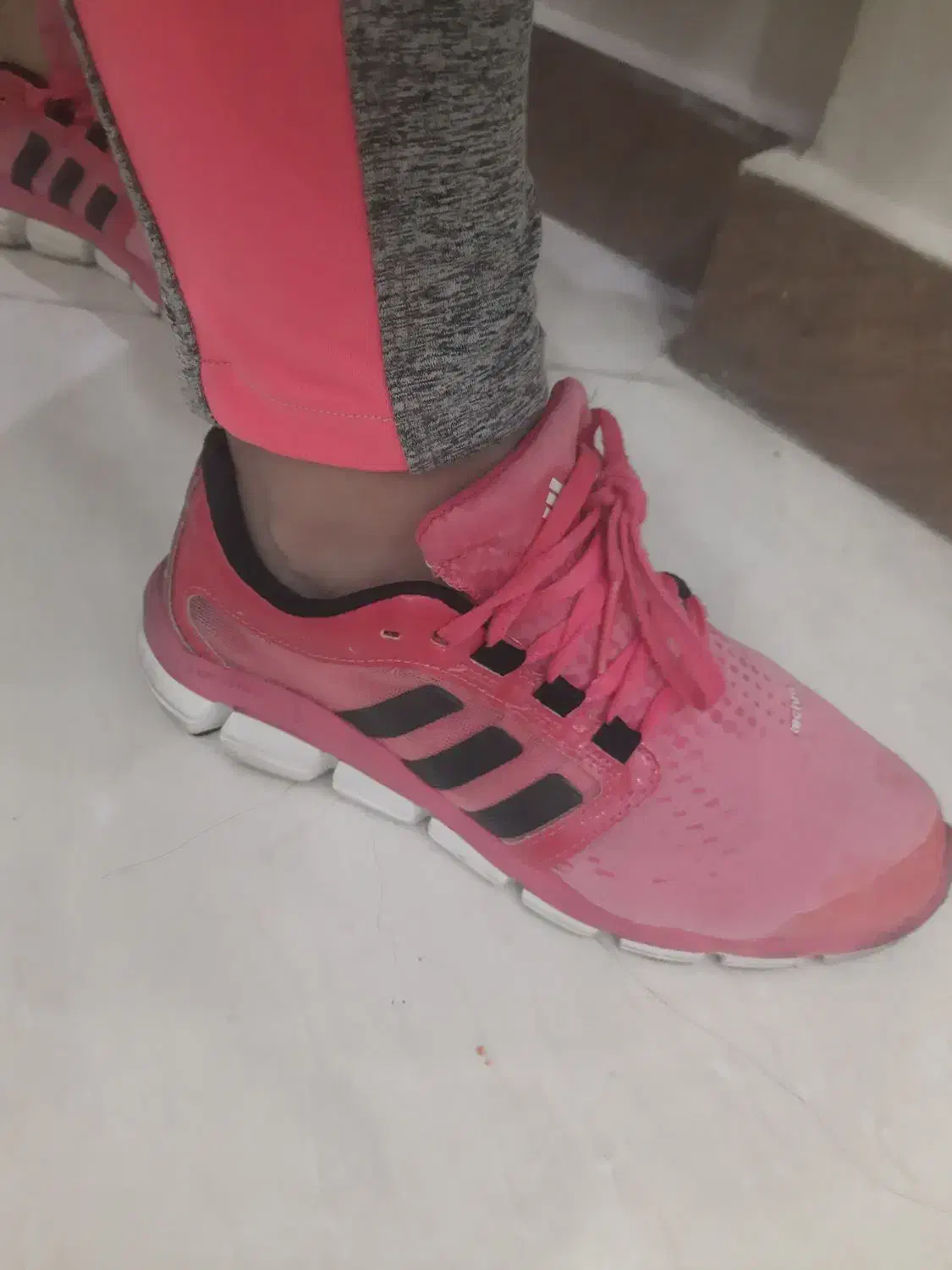 کتونی/کتانی ادیداس اورجینال زنانه سایز۳۸/خارجی|کیف، کفش، کمربند|تهران, نارمک جنوبی|دیوار