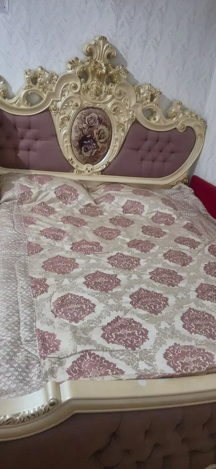 تخت خواب نئوکلاسیکِ زیبا|تشک تختخواب|بندر ماهشهر, |دیوار