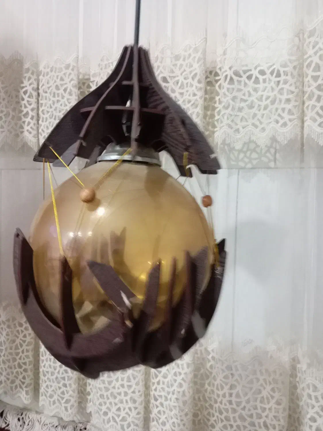 لوستر چوبی|لوستر و چراغ آویز|نیشابور, بنیاد شهید|دیوار