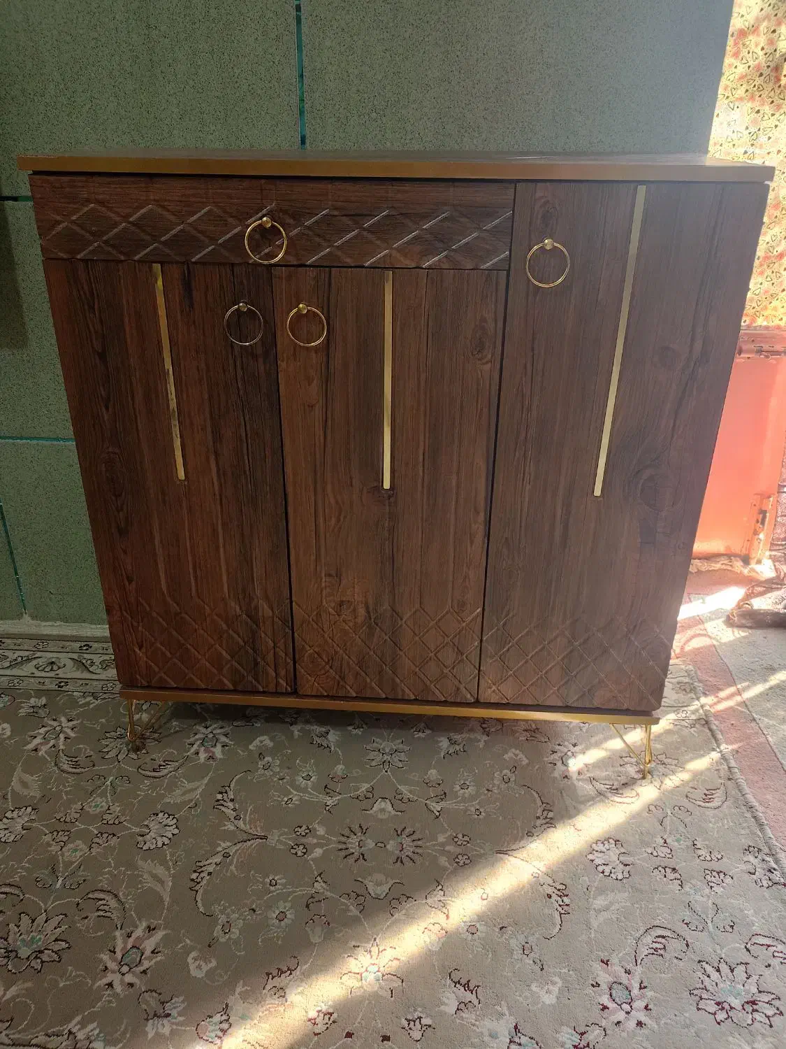 جاکفشی|جاکفشی، کمد، دراور|میناب, |دیوار