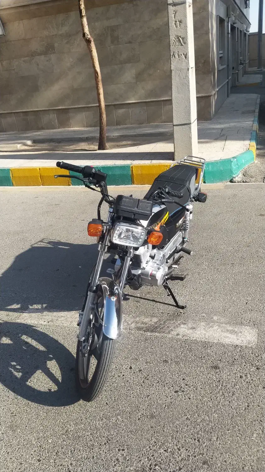 هوندا 200 احسان|موتورسیکلت|صفادشت, |دیوار