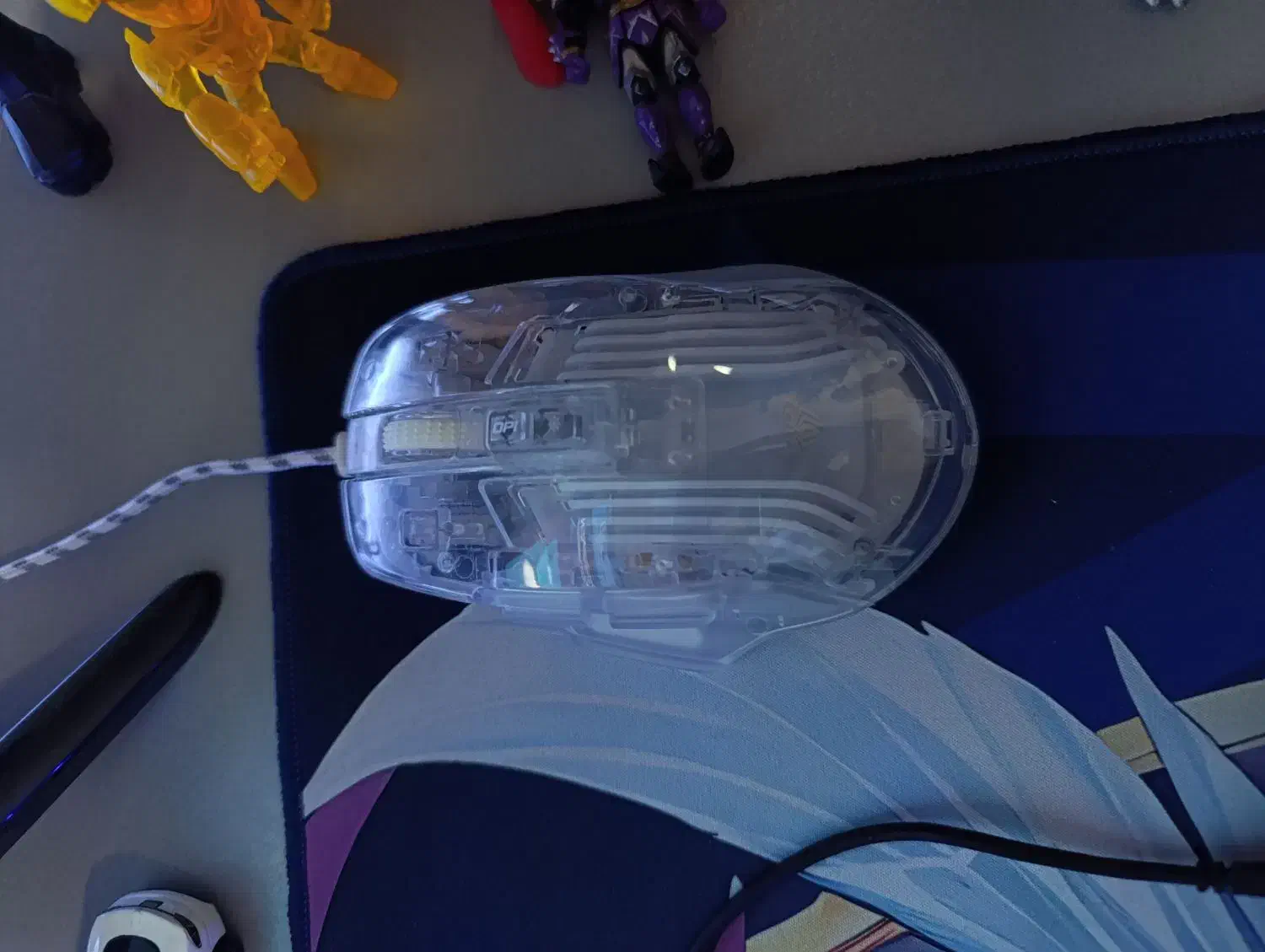 موس گیمینگ شیشه ای ائولا|قطعات و لوازم جانبی رایانه|محمدشهر, شهرک پیام (مهرالبرز)|دیوار