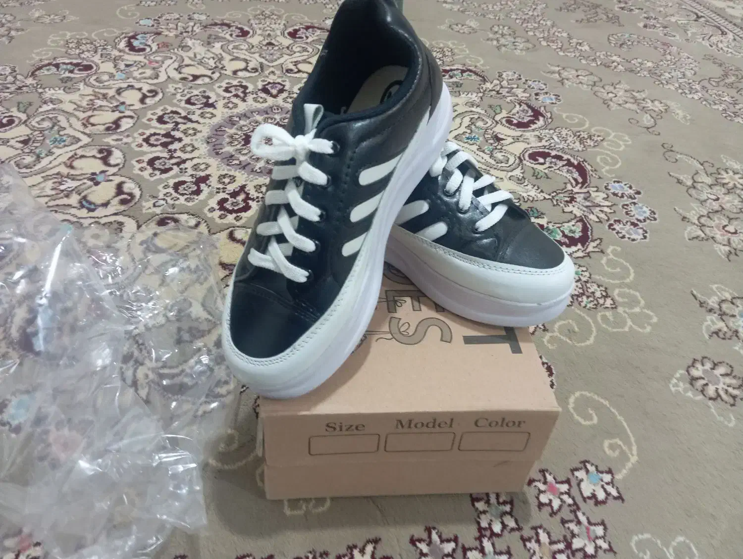 کفش دخترانه|کیف، کفش، کمربند|تایباد, |دیوار