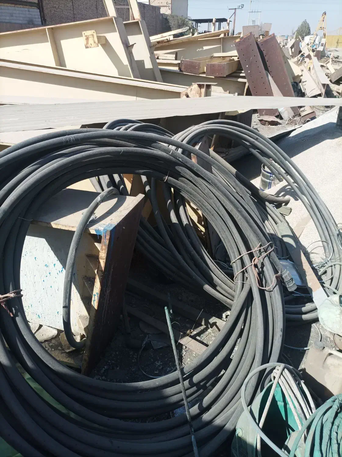 فروشی لوله پلی اتیلن درحدنو۲۰۰متر|مصالح و تجهیزات ساختمان|قرچک, داوود آباد|دیوار