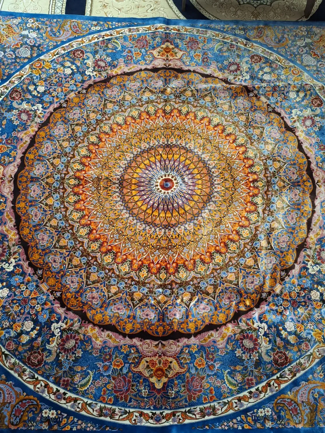 قالی ابریشمی فرش (قالیچه)|فرش|قم, شهدا|دیوار