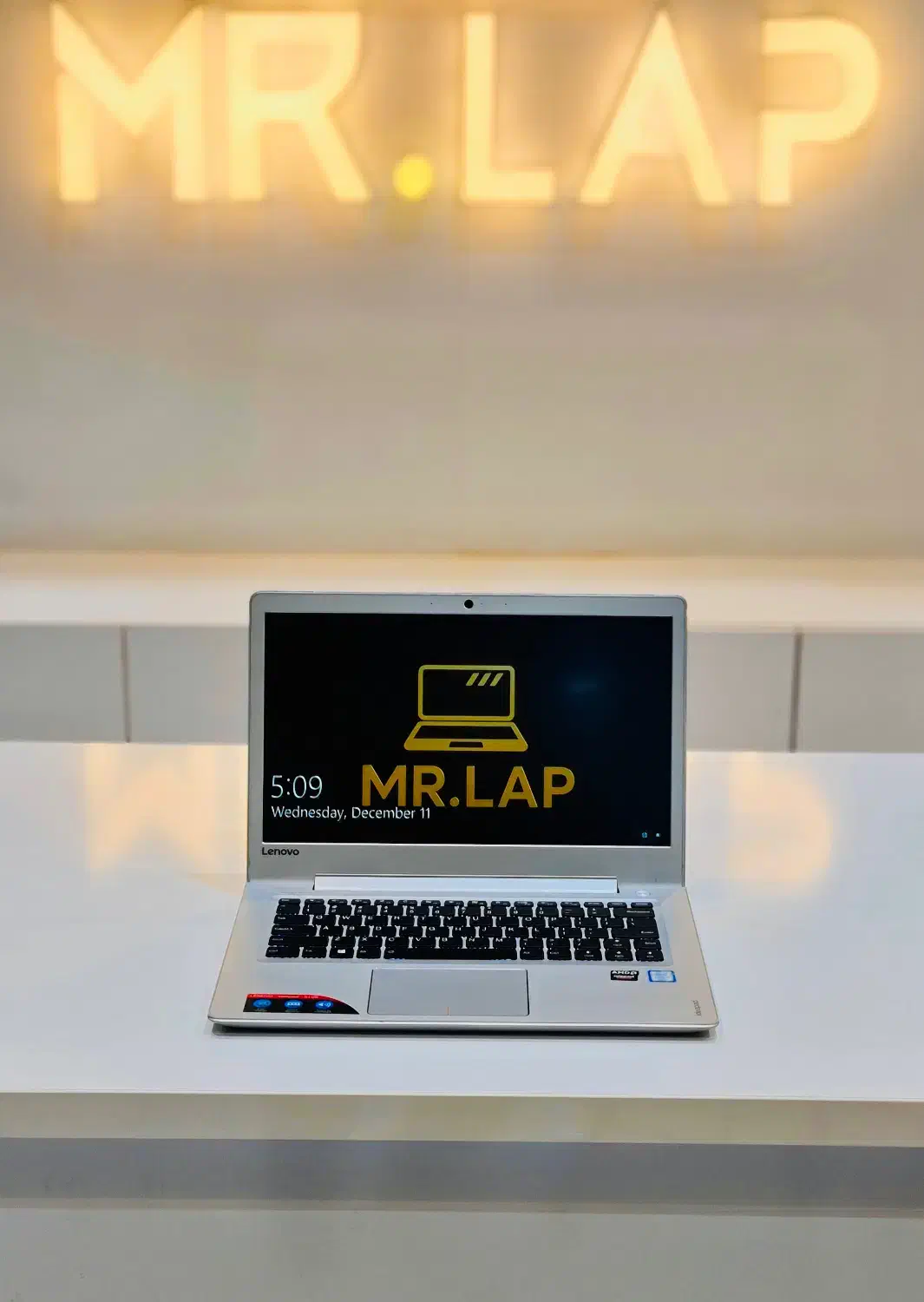 لپ تاپ Lenovo گیمینگ Core i7 6600 / گرافیک مجزا R7|رایانه همراه|شیراز, عفیفآباد|دیوار