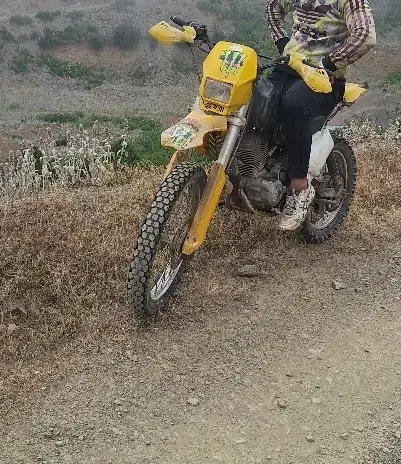 موتور تریل ۲۰۰وهوندا ۱۲۵|موتورسیکلت|احمدسرگوراب, |دیوار