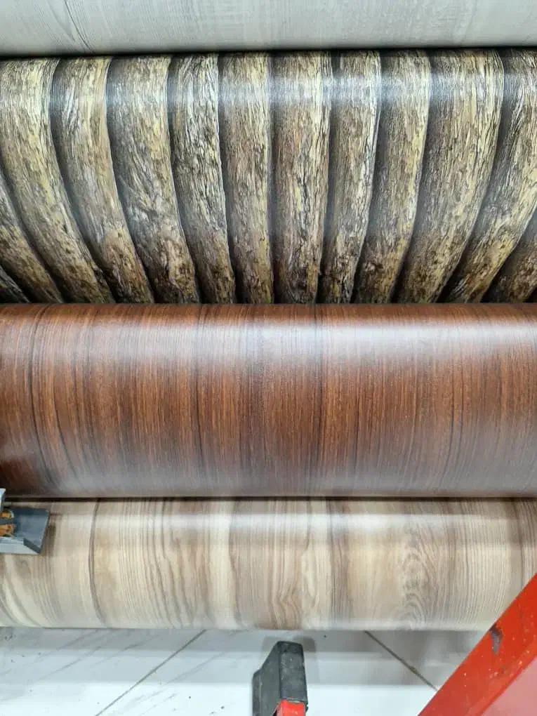 نصاب. فروش ونصب برچسب کابینت کاغذدیواری|خدمات پیشه و مهارت|بندرعباس, |دیوار