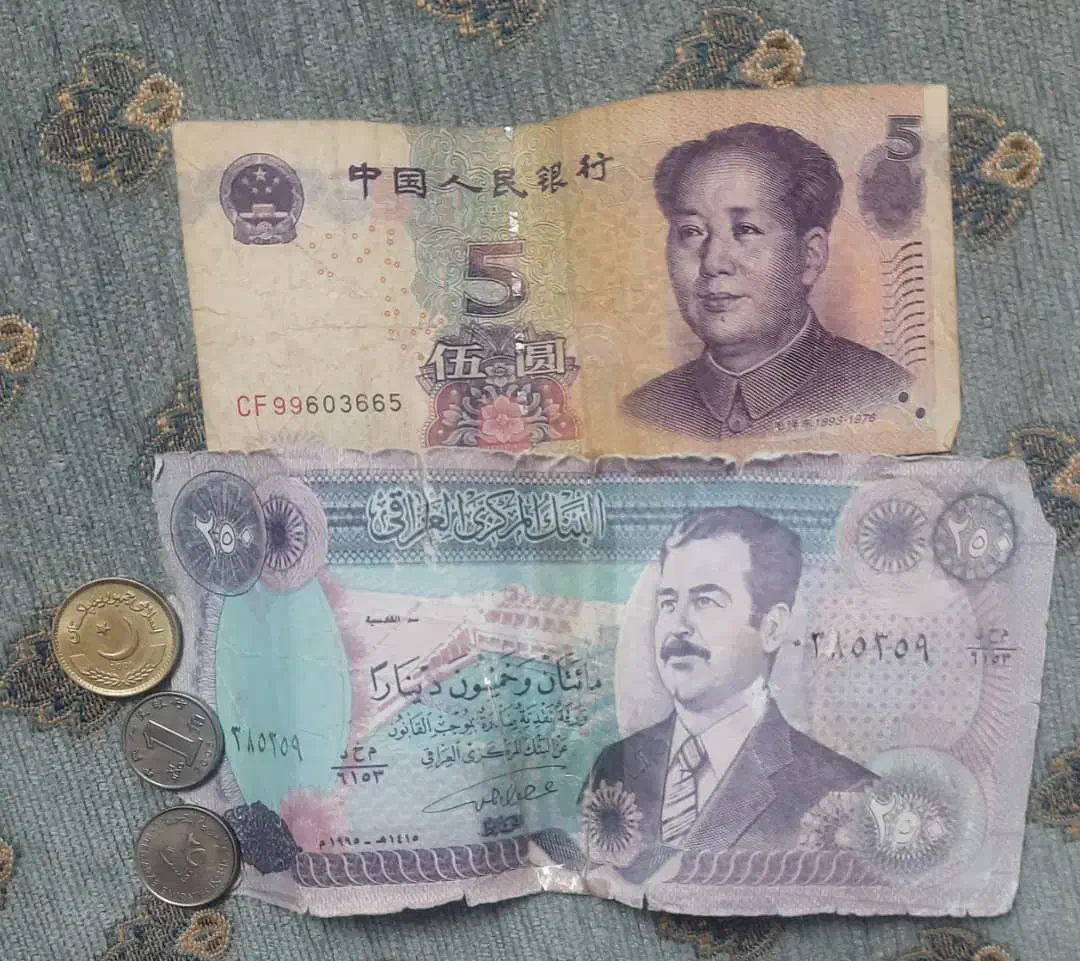 فروش مجموعه پول خارجی کلکسیونی|کلکسیون سکه، تمبر، اسکناس|قم, زنبیل آباد|دیوار