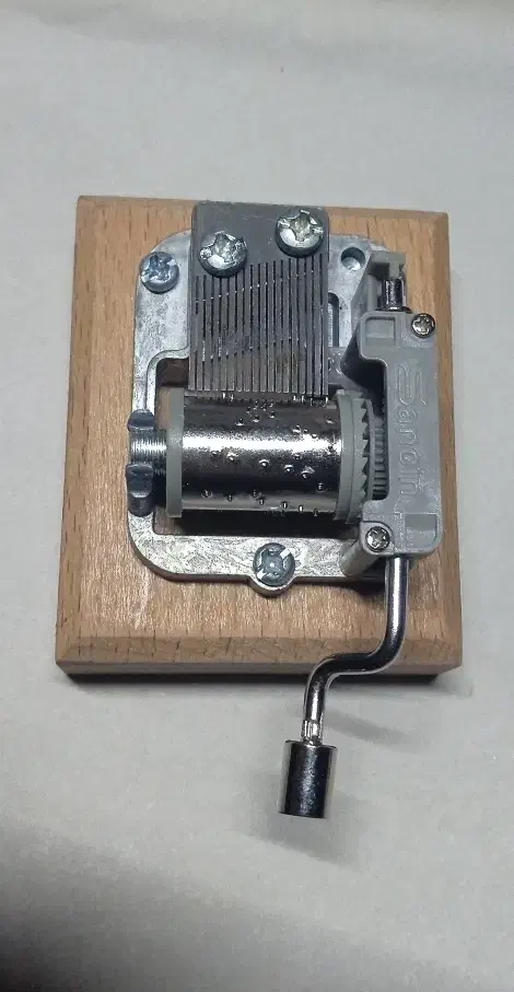 جعبه موزیکال هندلی، نوستالژی،|کلکسیون و سرگرمی|لاهیجان, بازکیاگوراب|دیوار