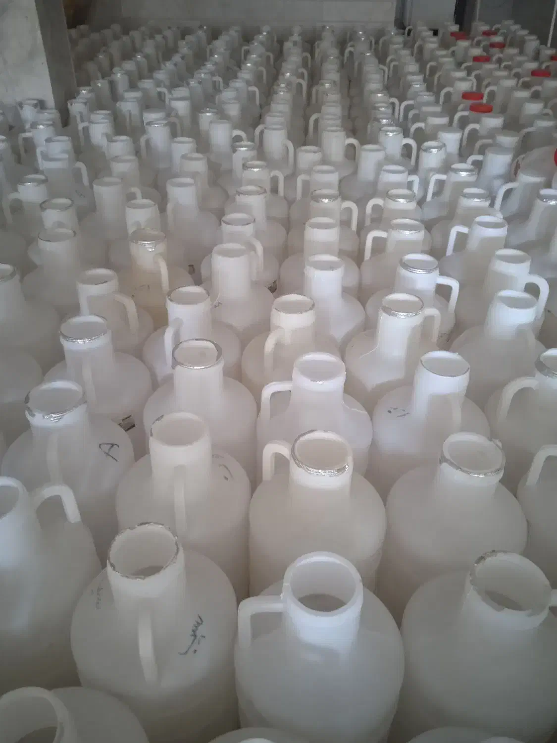 دبه ۱۵کیلویی صنعتی|ظروف نگهدارنده، پلاستیکی، یک‌بارمصرف|میبد, |دیوار