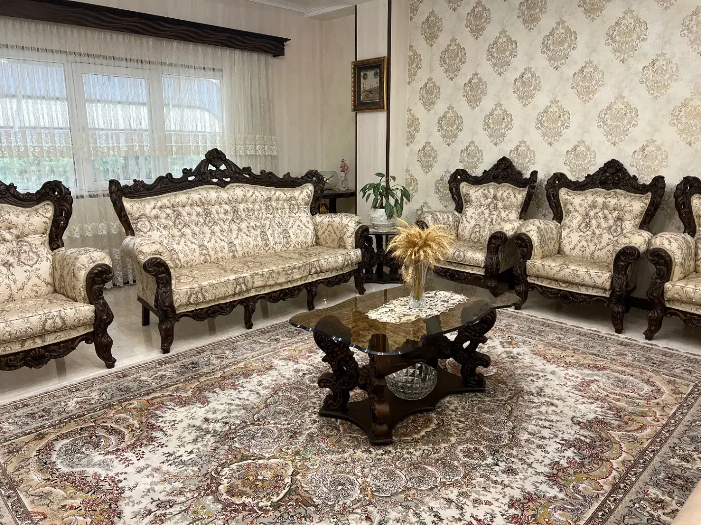 مبل سلطنتی|مبلمان خانگی و میز عسلی|گرگان, |دیوار