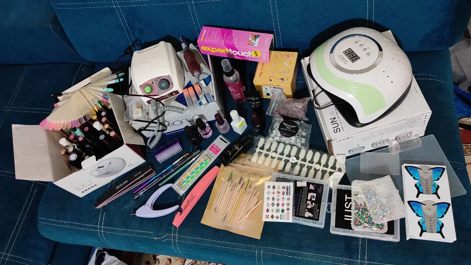 وسایل کاشت ناخن|آرایشی، بهداشتی، درمانی|یاسوج, |دیوار