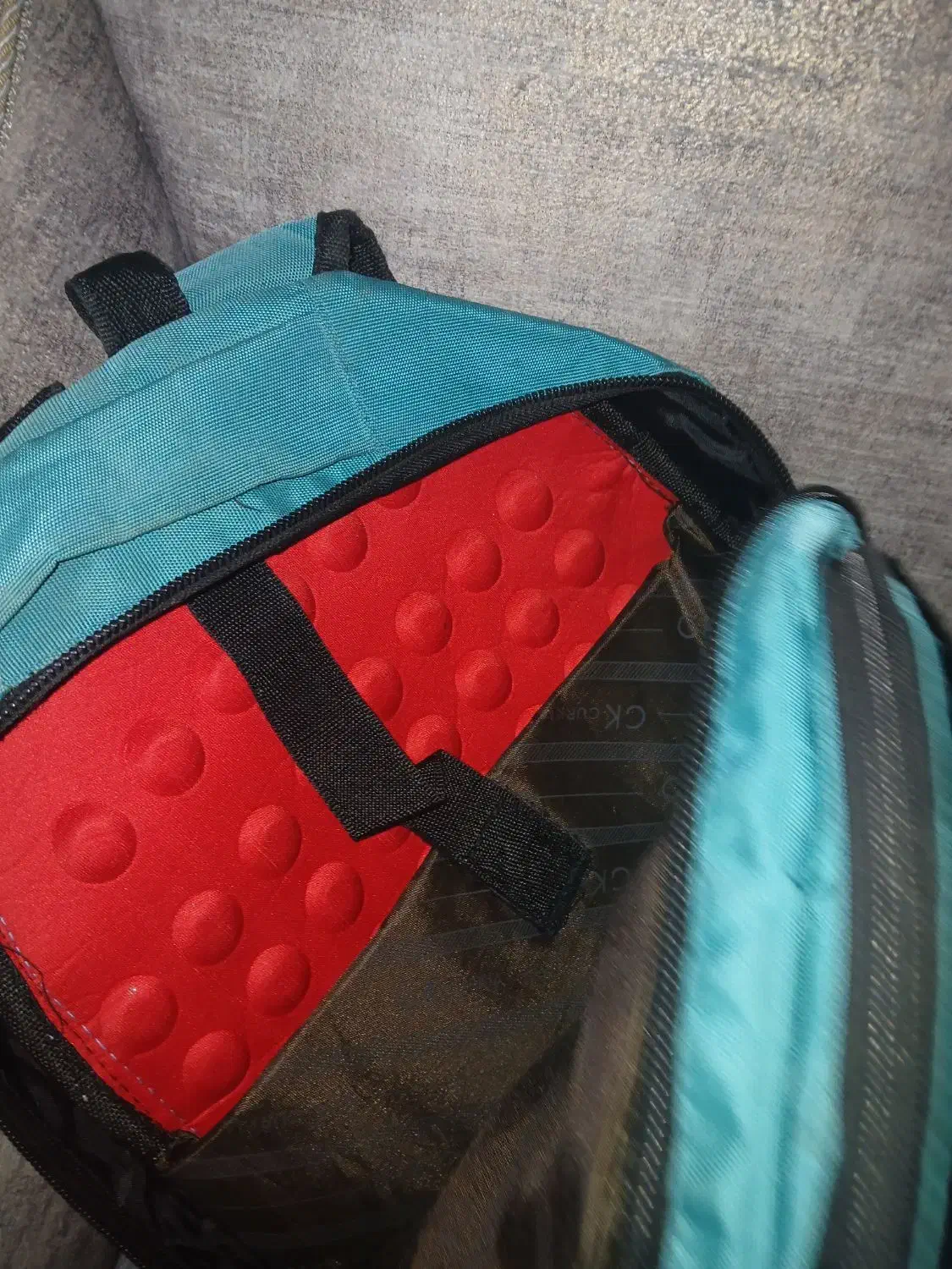 کوله پشتی برزنتی محکم|کیف، کفش، کمربند|اصفهان, ملک‌شهر|دیوار