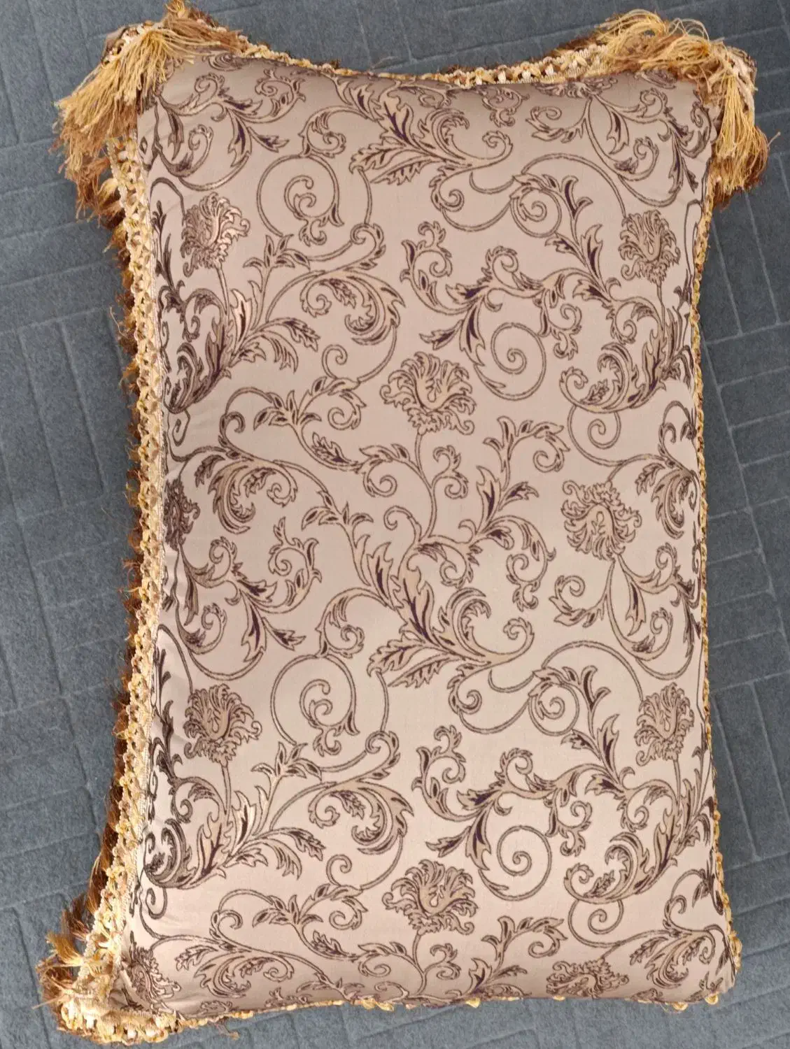 ۸ عدد پشتی شیک ۶۰ در ۹۰ قیمت هر دونه در چت|پشتی|شیراز, درکی|دیوار