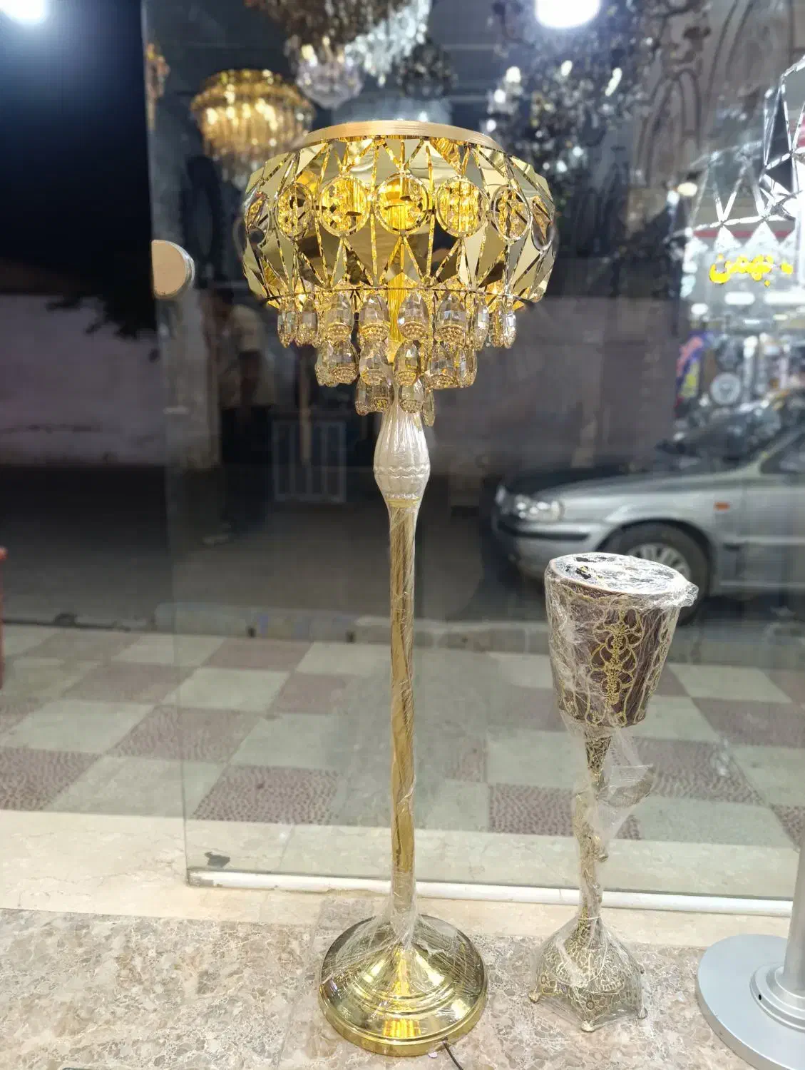 آباژور ایستاده ،لوستر، لوستر سقفی|لوستر و چراغ آویز|فردوسیه, |دیوار