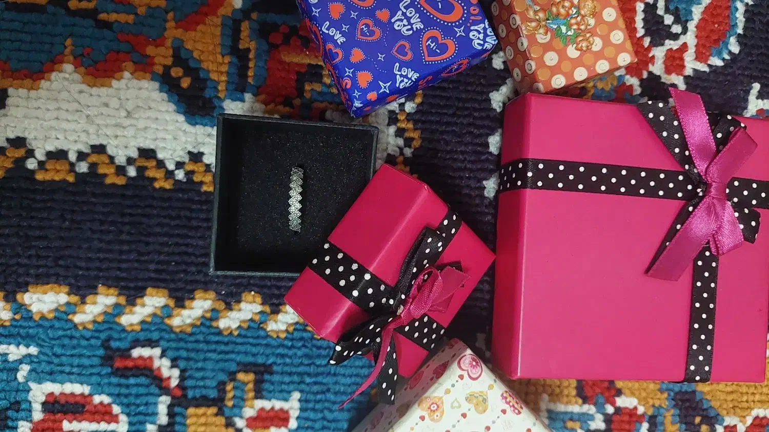 دستبند و انگشتر|جواهرات|قم, یزدان‌شهر|دیوار