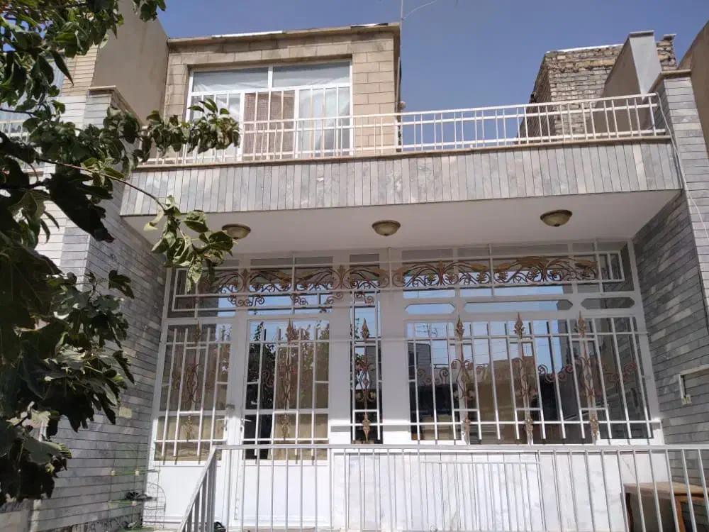 منزل ویلایی ۲۰ متری زاد|فروش خانه و ویلا|قم, زاد|دیوار