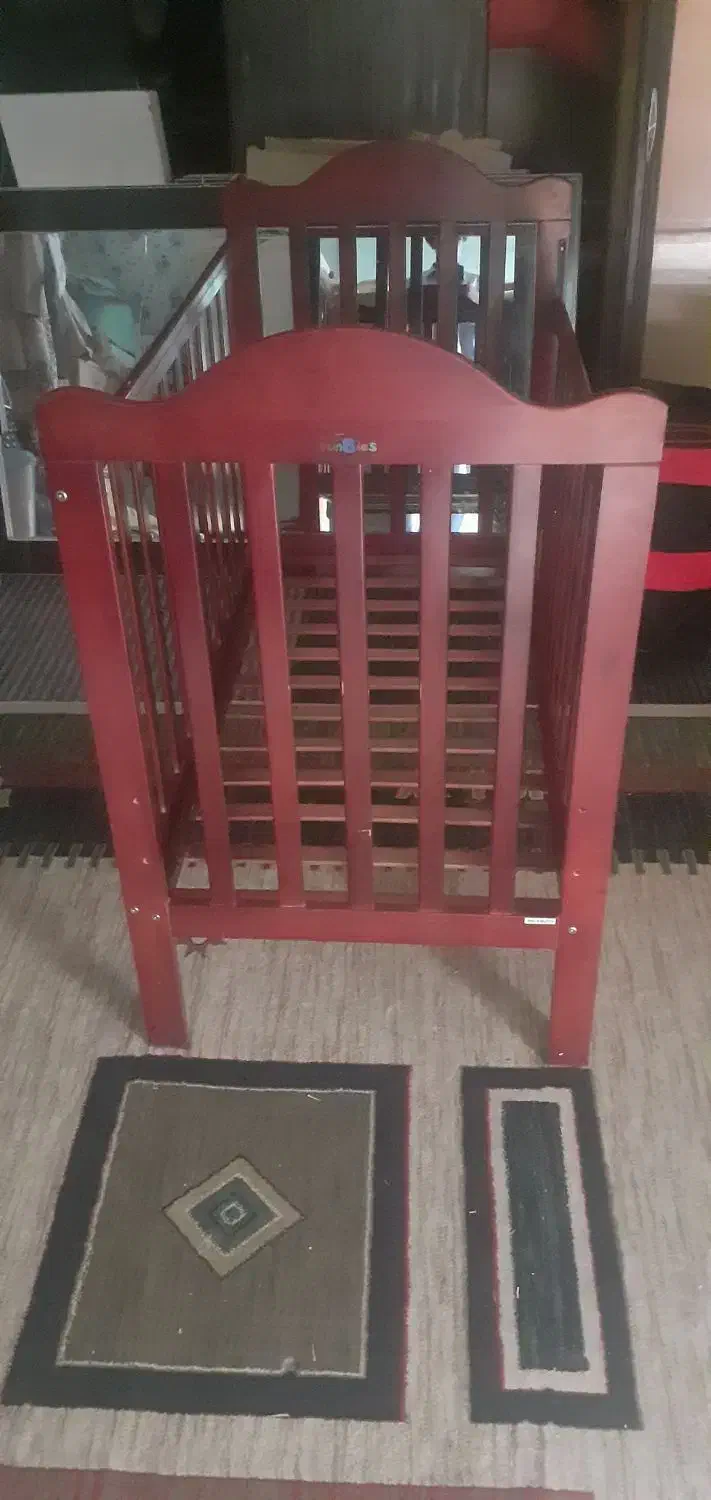 تخت کودک ونوزادنو|اسباب و اثاث بچه|سراوان, |دیوار