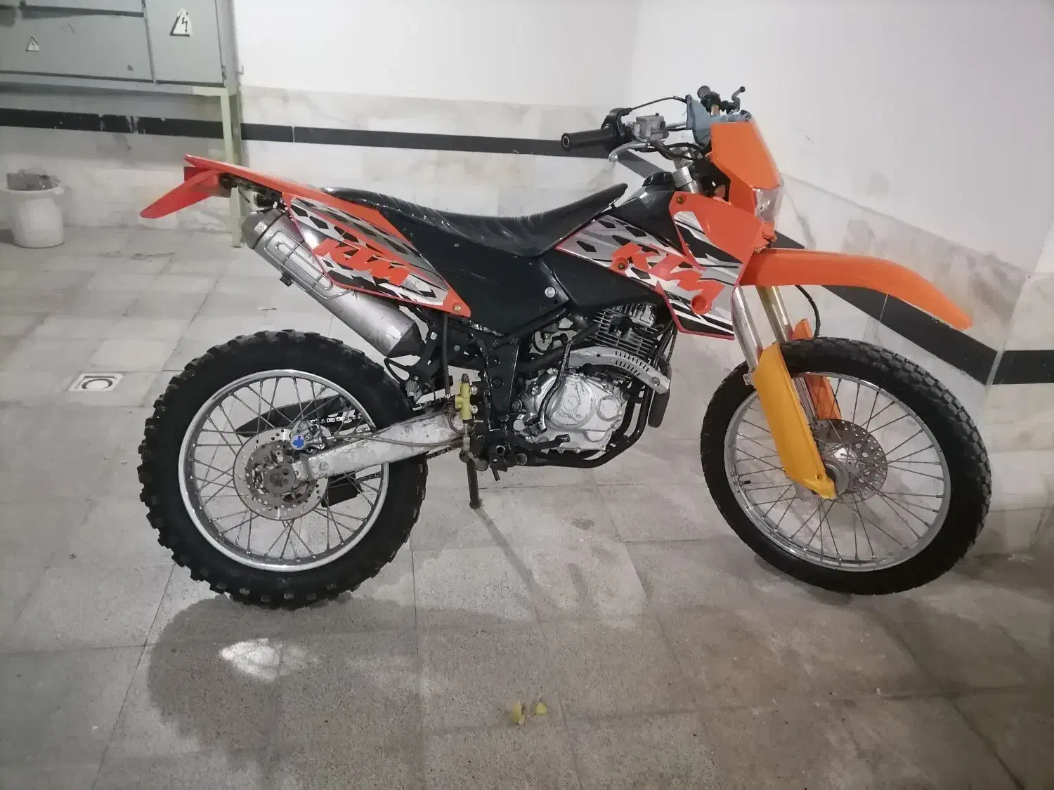 تریل فلات200|موتورسیکلت|نیشابور, فرح بخش|دیوار