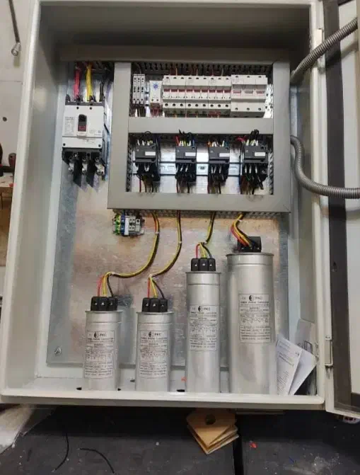 برقکارصنعتی  خدمات برقی  تابلو برق بانک خازنی ارت|خدمات پیشه و مهارت|قم, آذر (نکویی)|دیوار