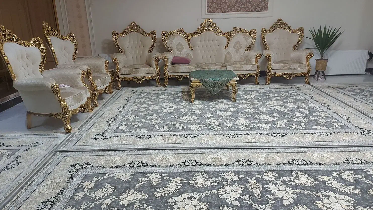 مبل سلطنتی چوب درجه یک|مبلمان خانگی و میز عسلی|مشهد, کوثر|دیوار