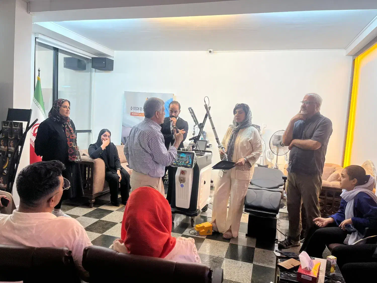 دوره رفع تتو و کار با دستگاه کیوسوئیچ|خدمات آموزشی|تهران, ونک|دیوار