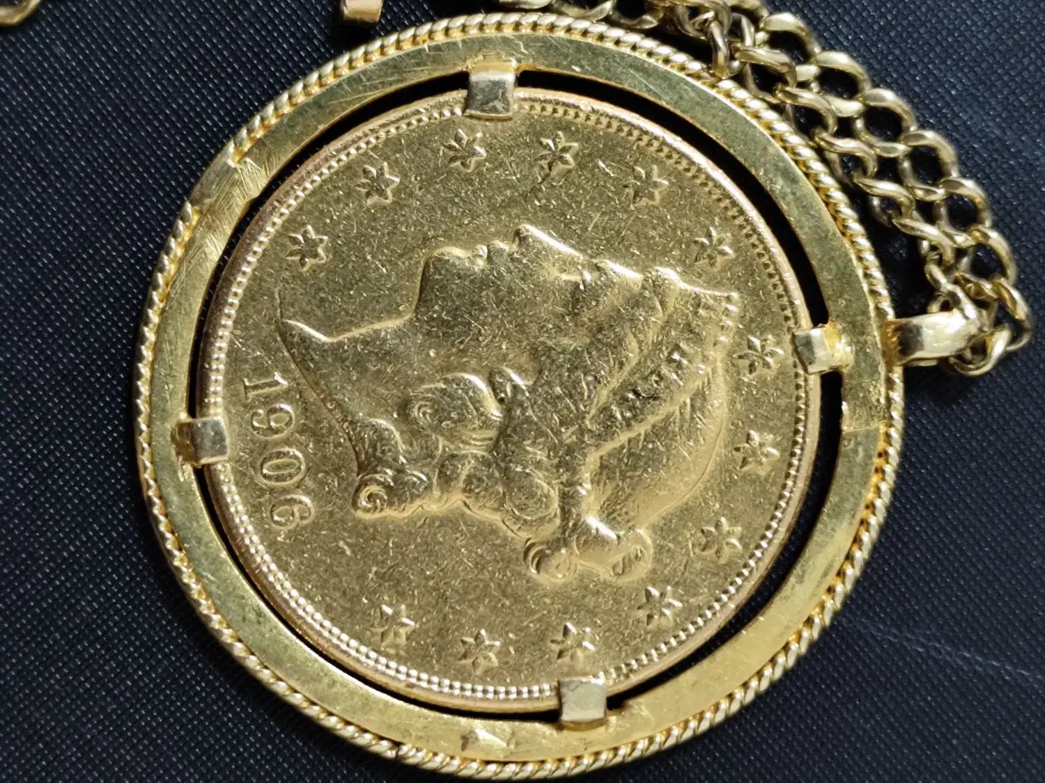 فروش طلا ۲۰۰ بالای تابلو|جواهرات|بندرعباس, |دیوار