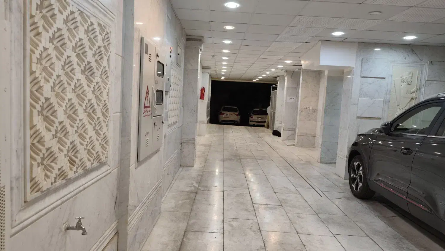 مجموعه آپارتمان با سند تجاری|فروش مغازه و غرفه|شیراز, تلخ داش|دیوار