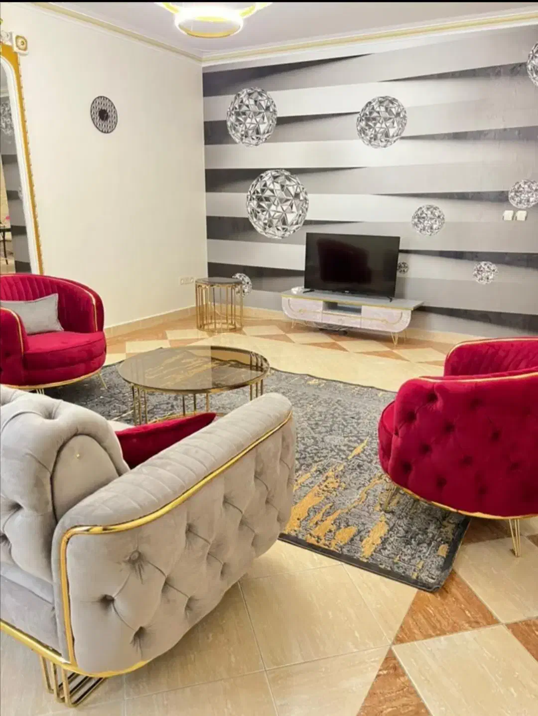 منزل مبله دو خواب صدرا لوکس|اجارهٔ کوتاهمدت آپارتمان و سوئیت|صدرا-فارس, فاز ۱|دیوار