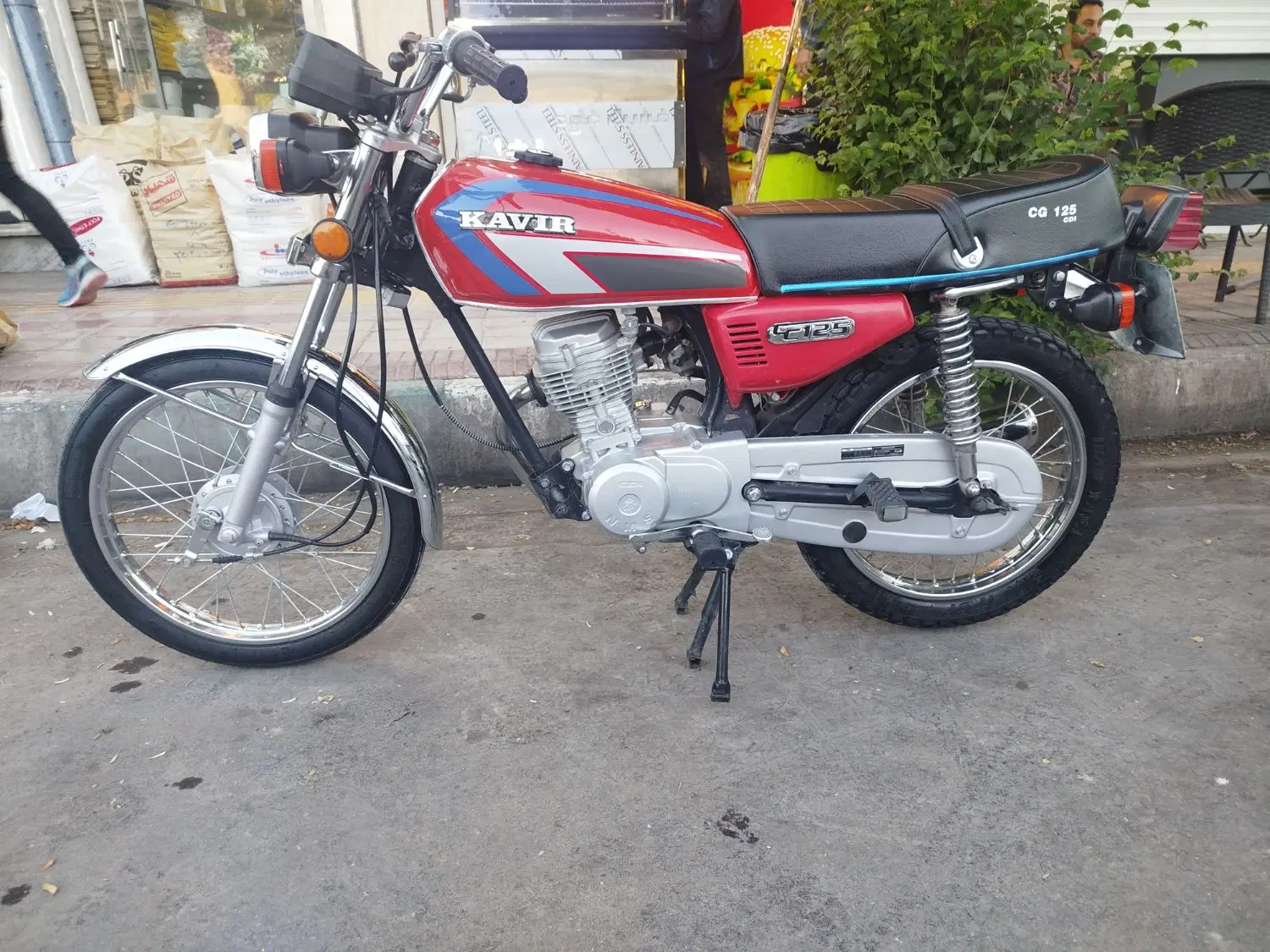 هندا 125cc|موتورسیکلت|فلاورجان, |دیوار