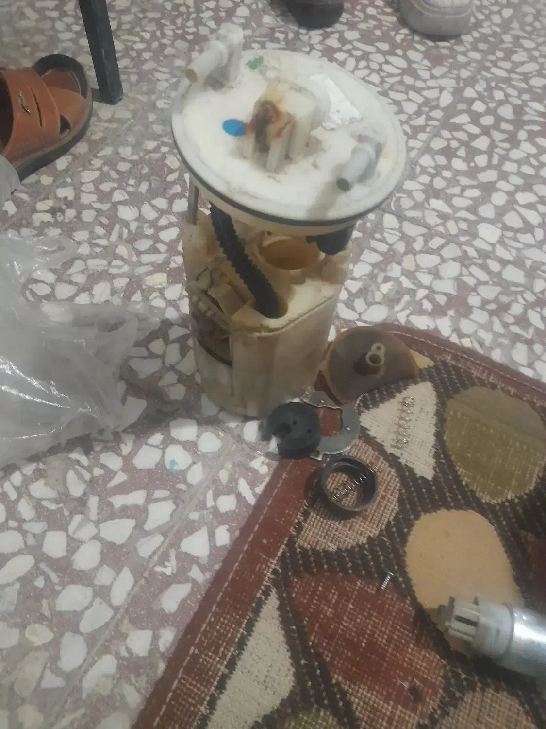 پمپ بنزین ودزگیر ولامپ چراغ ماشین|قطعات یدکی و لوازم جانبی|قم, سید معصوم|دیوار