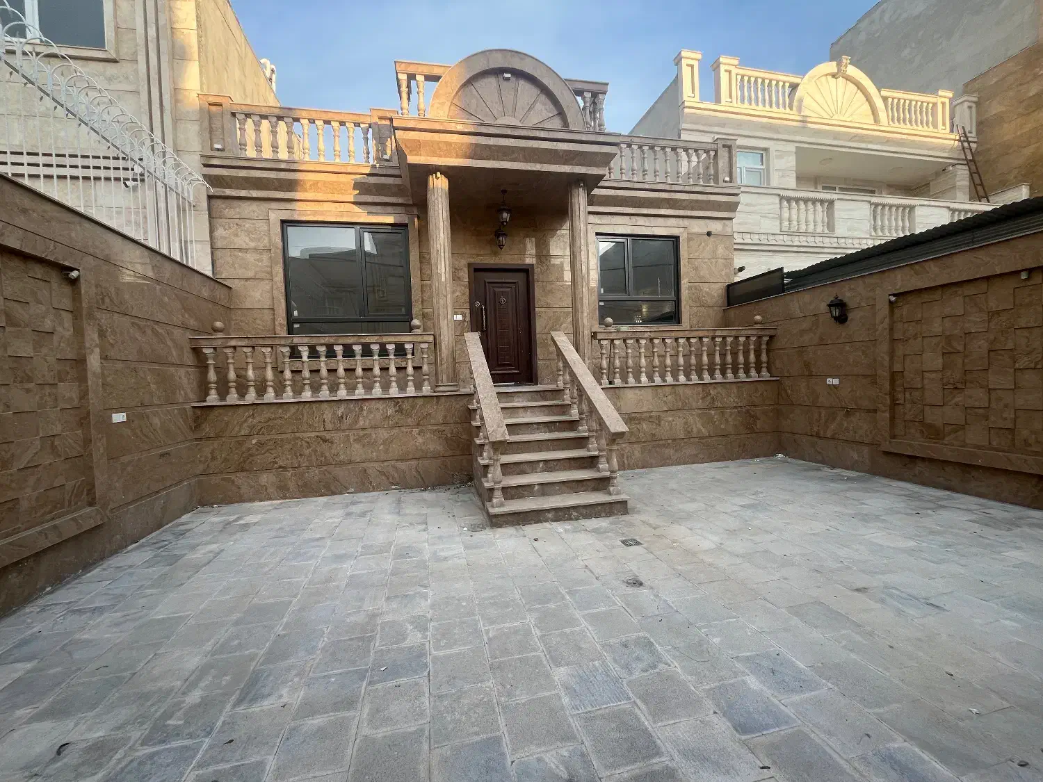 فروش منزل ویلایی نوساز|فروش خانه و ویلا|گلپایگان, |دیوار