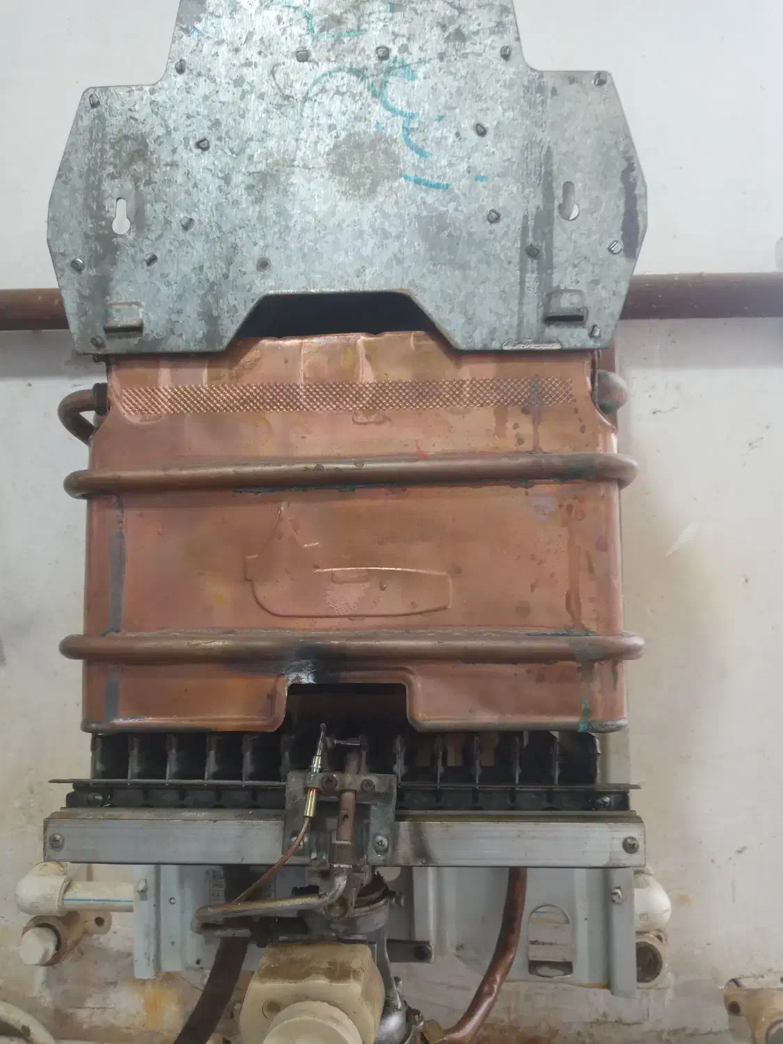 آبگرمکن|آبگرمکن، پکیج، شوفاژ|پارس‌آباد, |دیوار