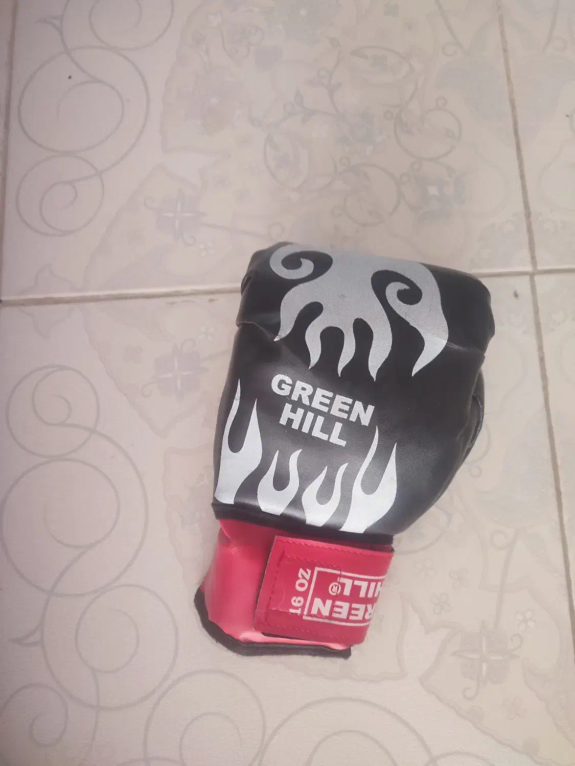 فروش یک جفت دستکش بوکس در حد نو|تجهیزات ورزشی|شهرکرد, |دیوار