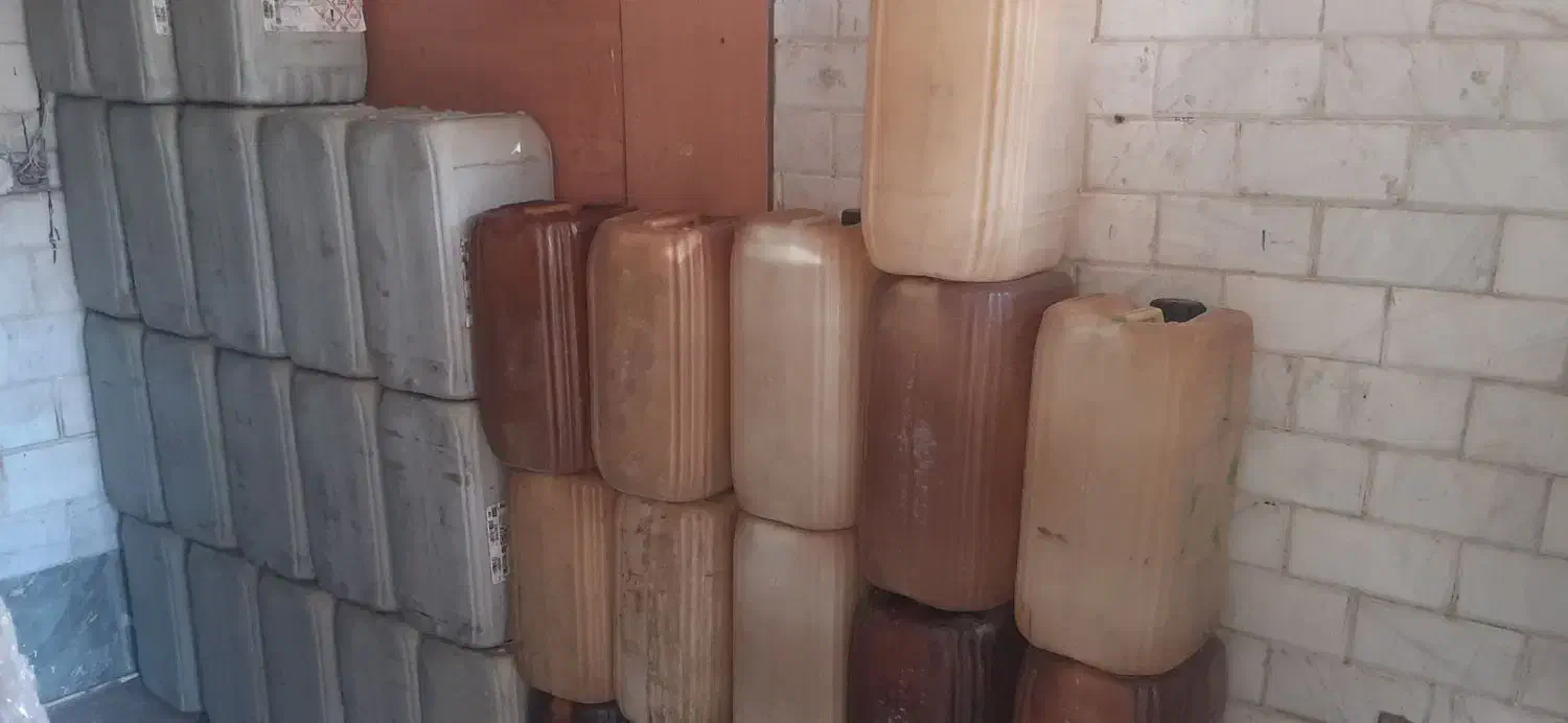 ظروف نگهدارنده و مواد پلاستیکی|ظروف نگهدارنده، پلاستیکی، یکبارمصرف|قم, نخودی|دیوار